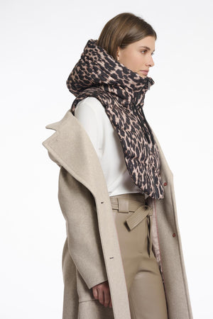 Rino & Pelle - Tabita Padded Bib - Leopard
