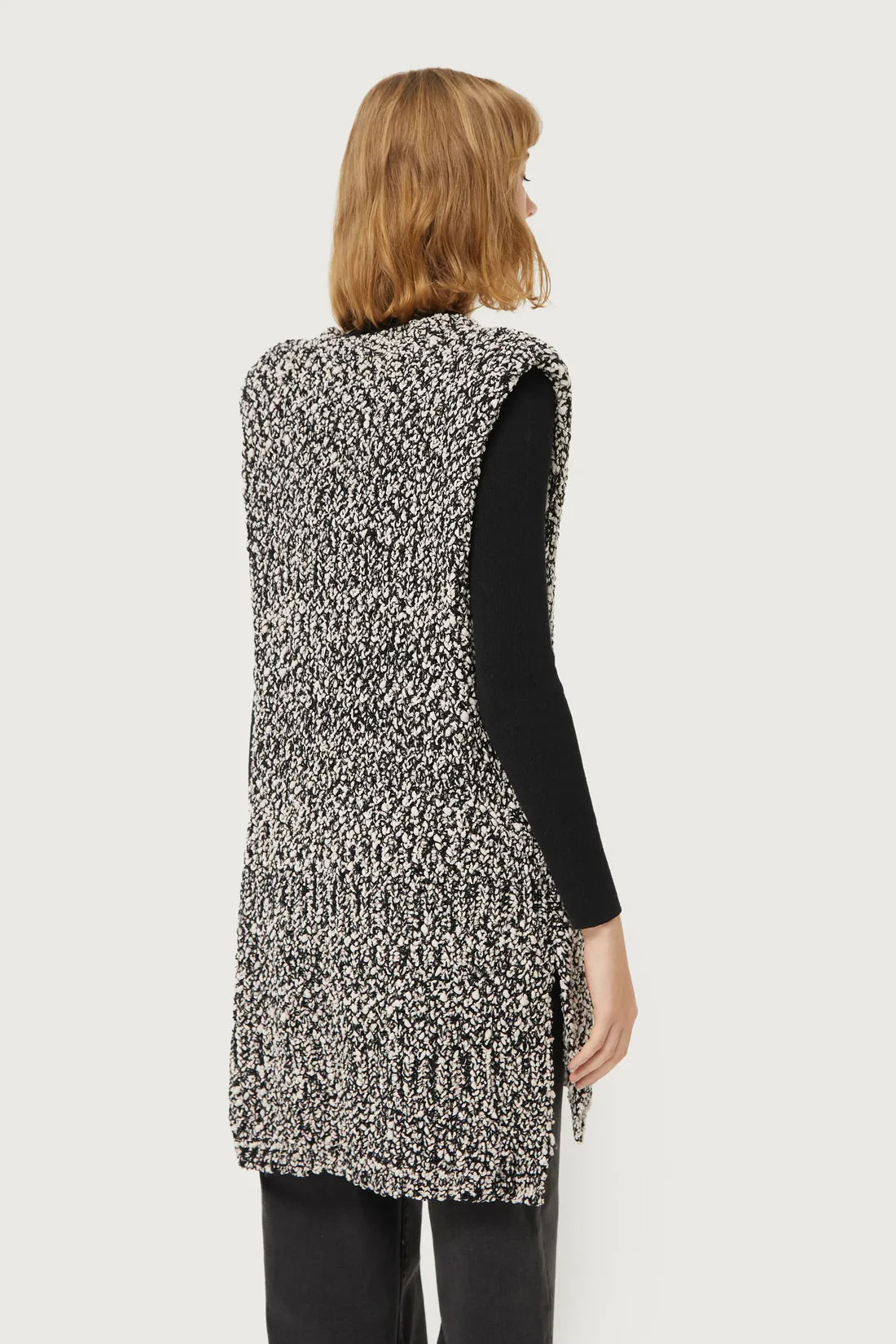 Compania - Black and white knit