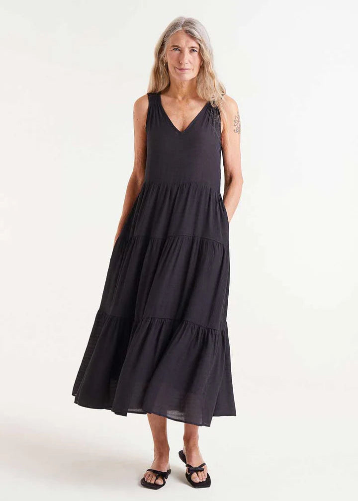 Compania - V-neck tiered dress - Black