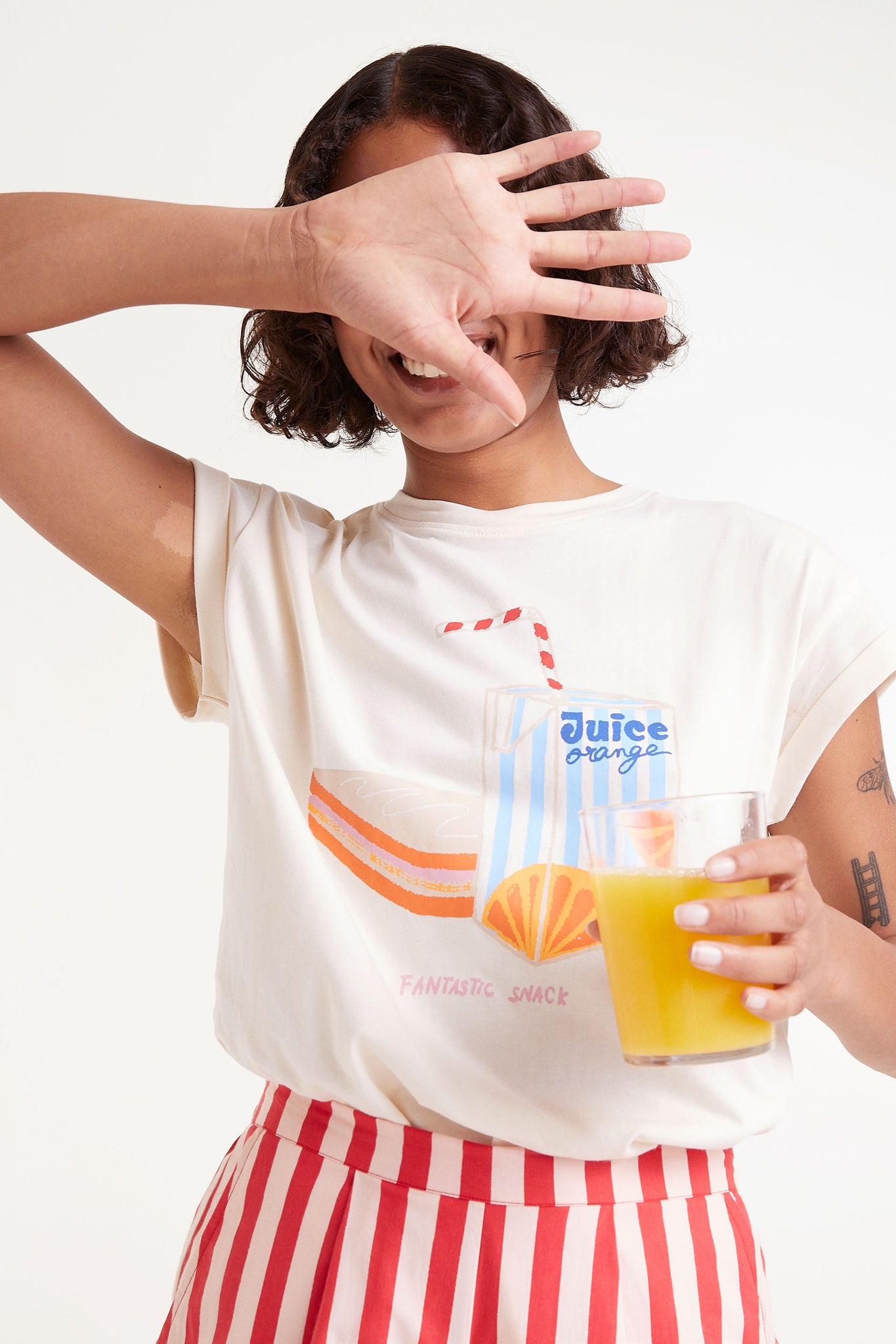 Compania - Juice box tshirt