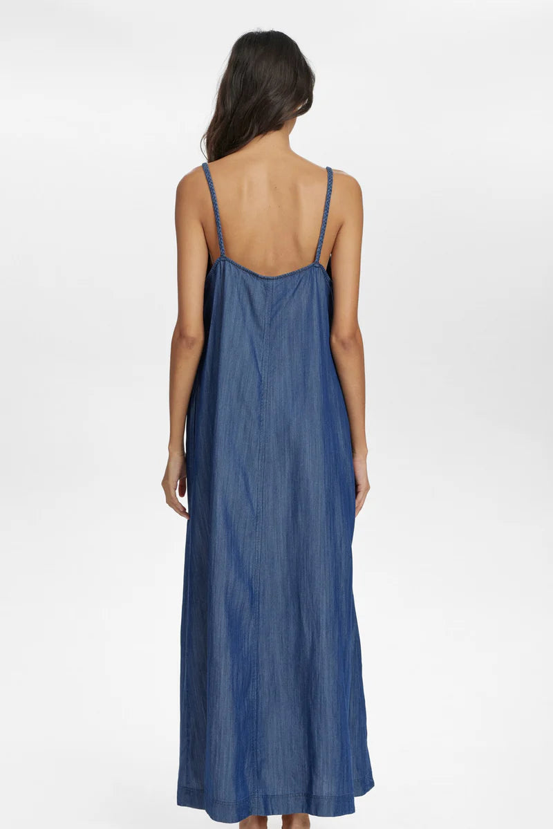 Numph - Nuhermione Dress - Medium Blue Denim