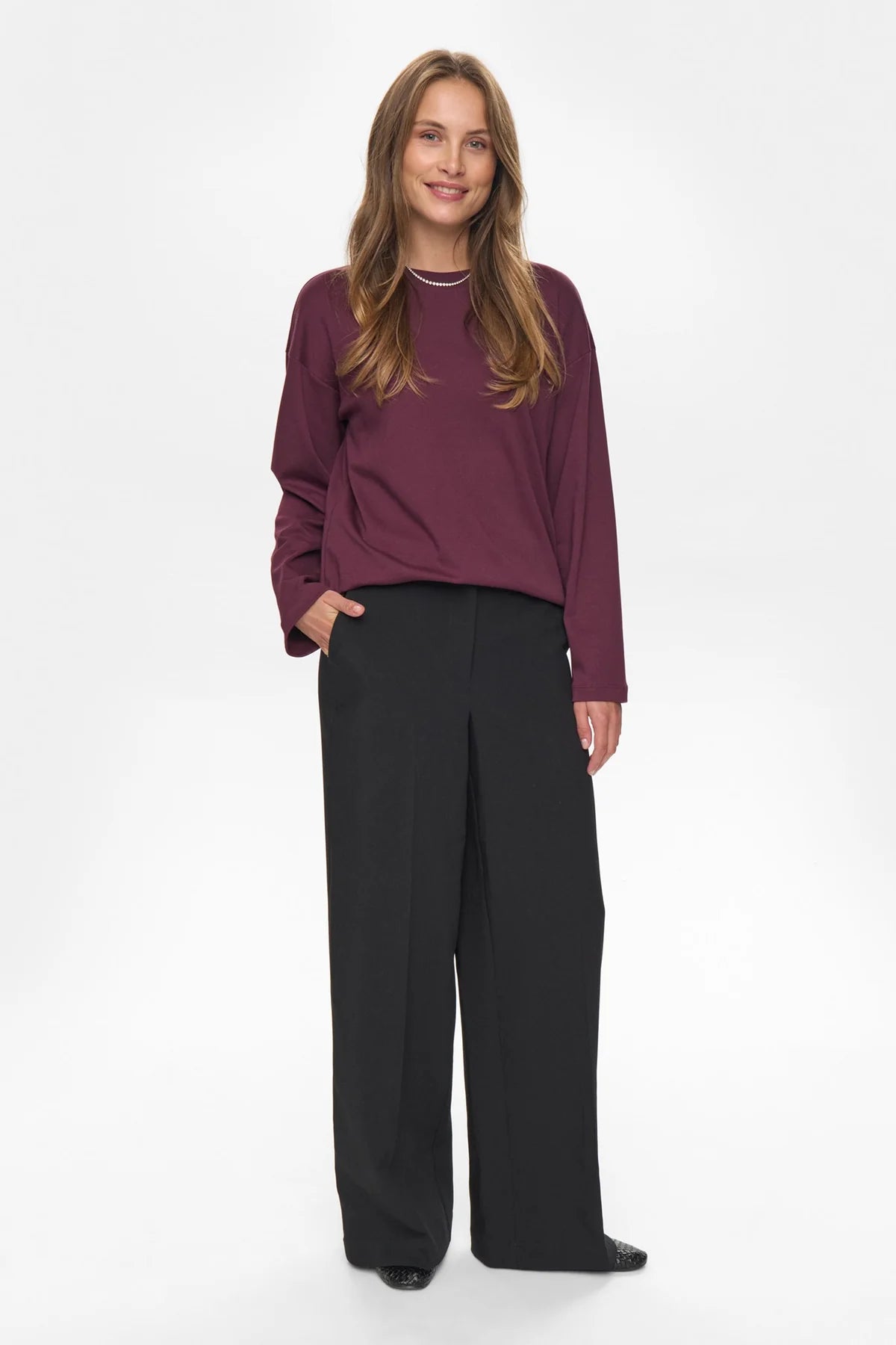 Numph - Nugira Long Sleeve Tee - Winetasting