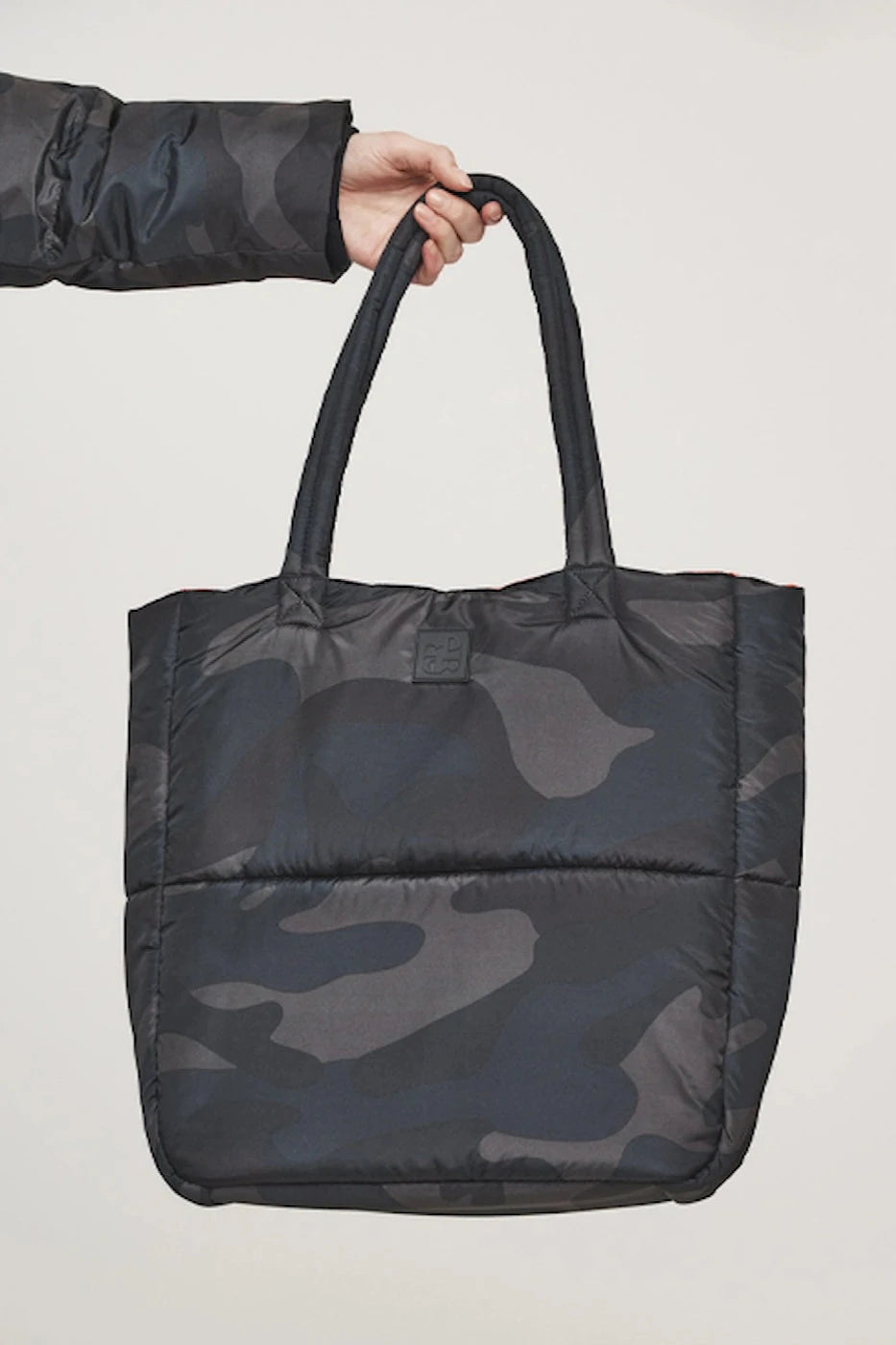 Rino & Pelle - Bien Padded Shopper Bag - Dark Green Camo