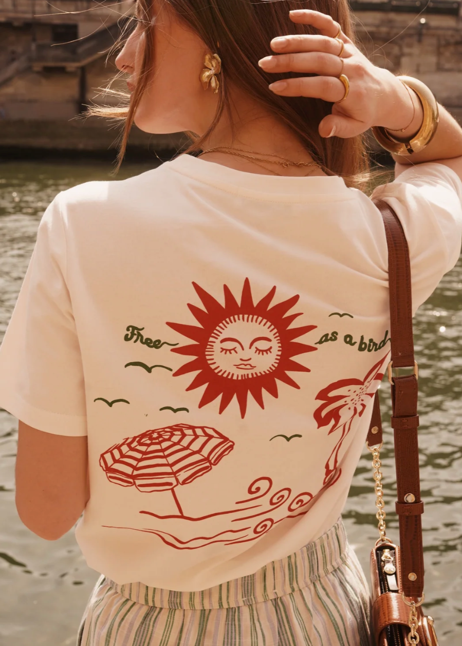 April - Tshirt