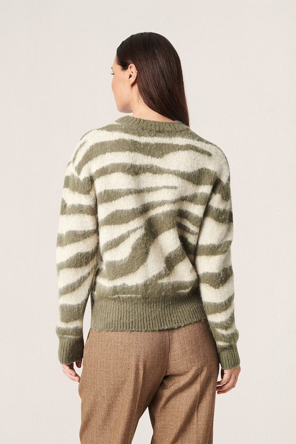 Soaked - Bates Pullover - Tea Leaf Animal